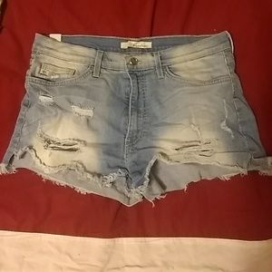 Kencan Shorts!